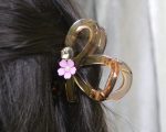 Set of 3 Transparent Floral Bow Claw Clips – Soft Elegance in Every Hold - Image 3