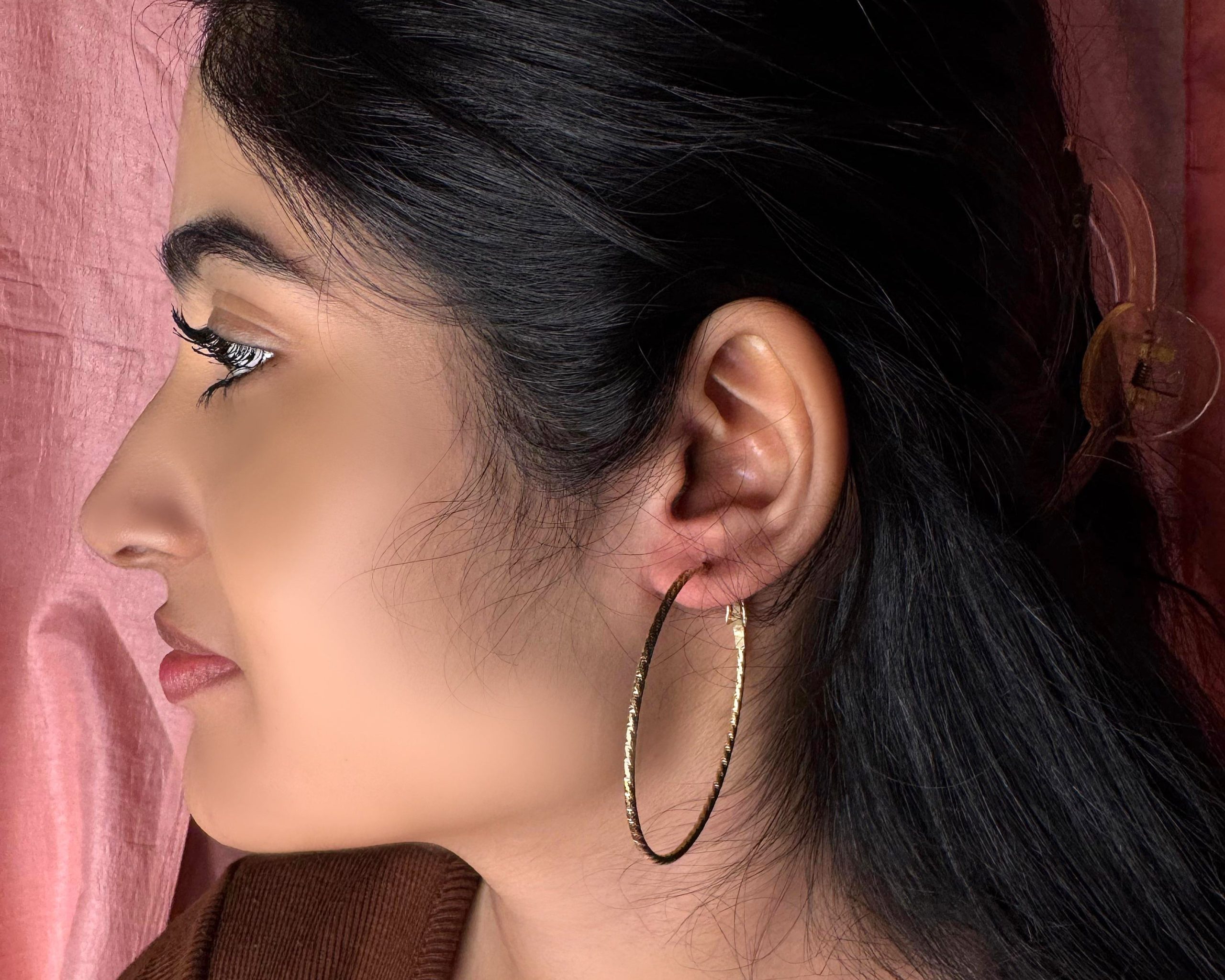 WhatsApp_Image_2025-06-15_at_9.42.42_PM_1.jpg Hoop Earrings Combo Set – Gold & Silver-Toned Lightweight Statement Hoops - Image 1